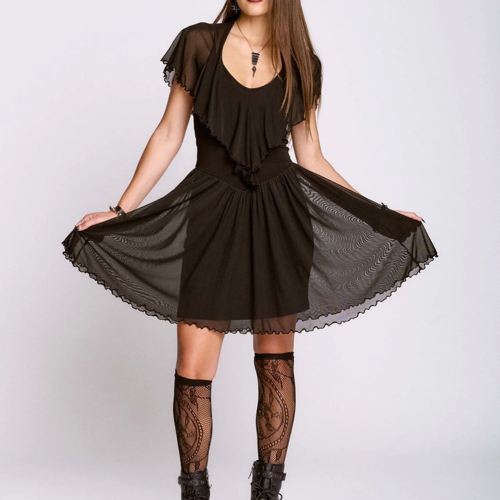 Elegant Black Backless Dress